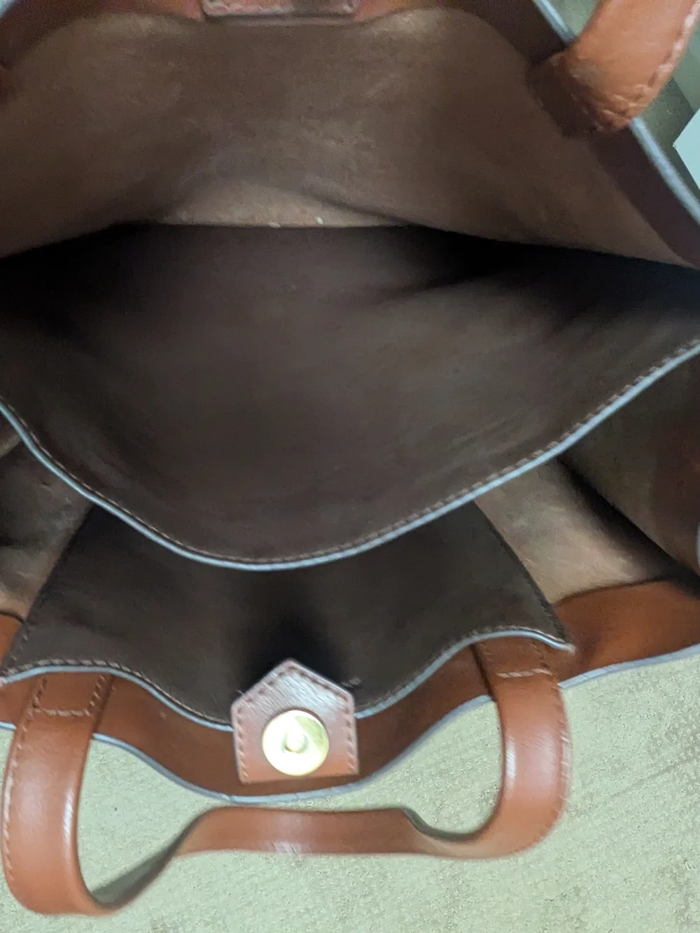 Banana Republic Classic Brown Leather Tote Bag - Picture 7 of 8